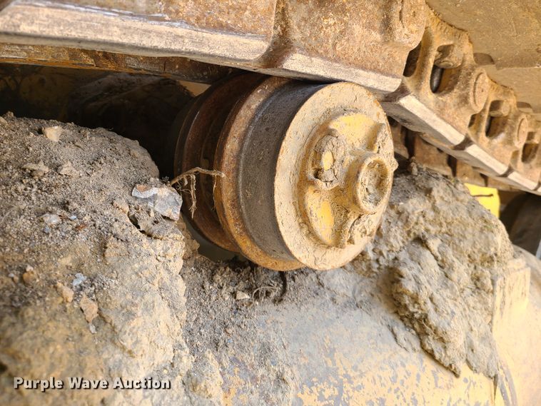 image for item IJ9048 1998 Caterpillar 963B  track loader