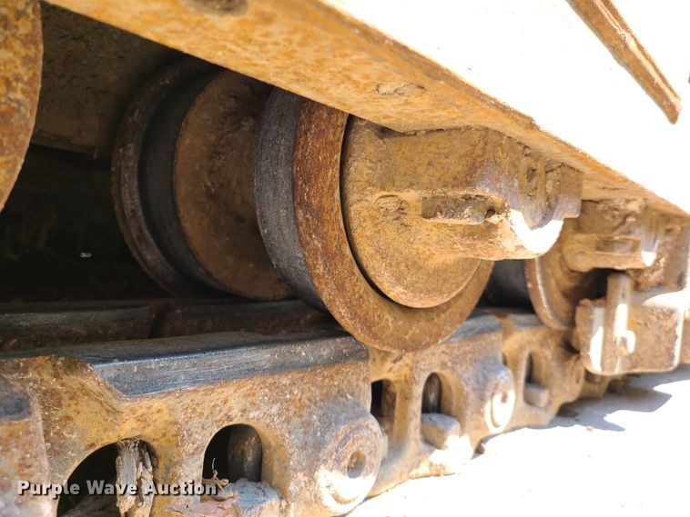 image for item IJ9048 1998 Caterpillar 963B  track loader