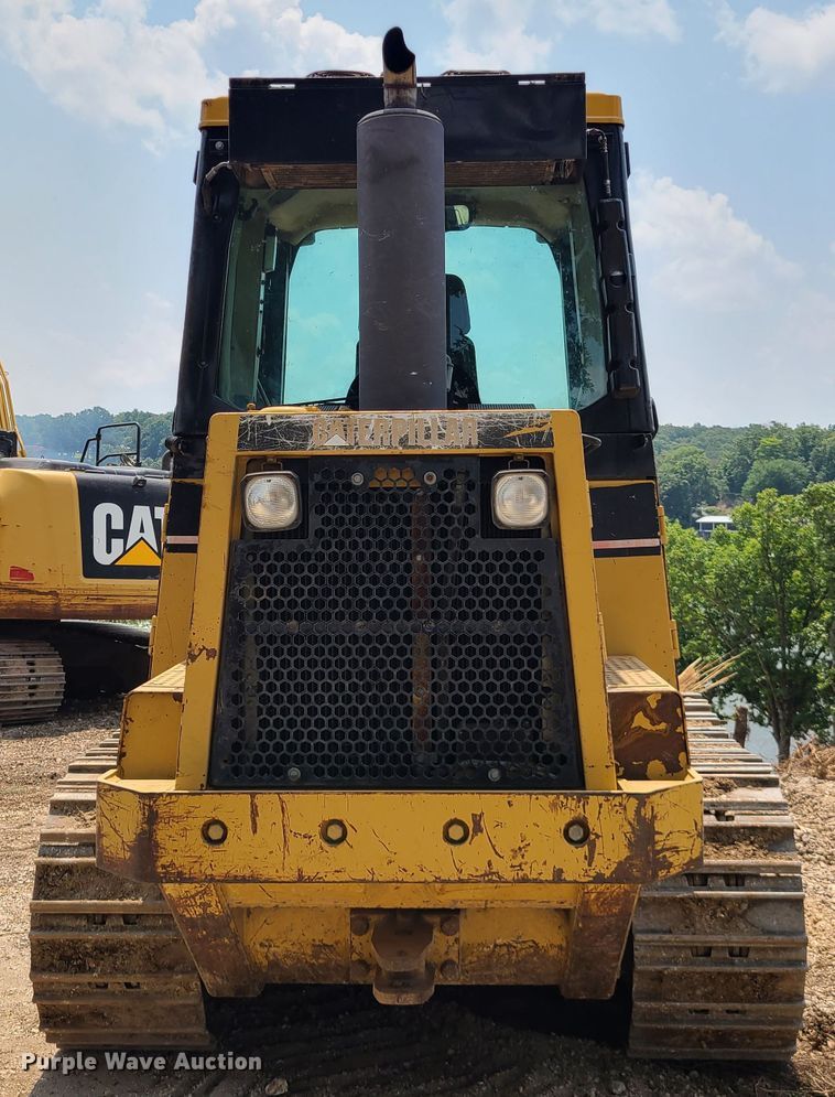 image for item IJ9049 1996 Caterpillar 953C  track loader