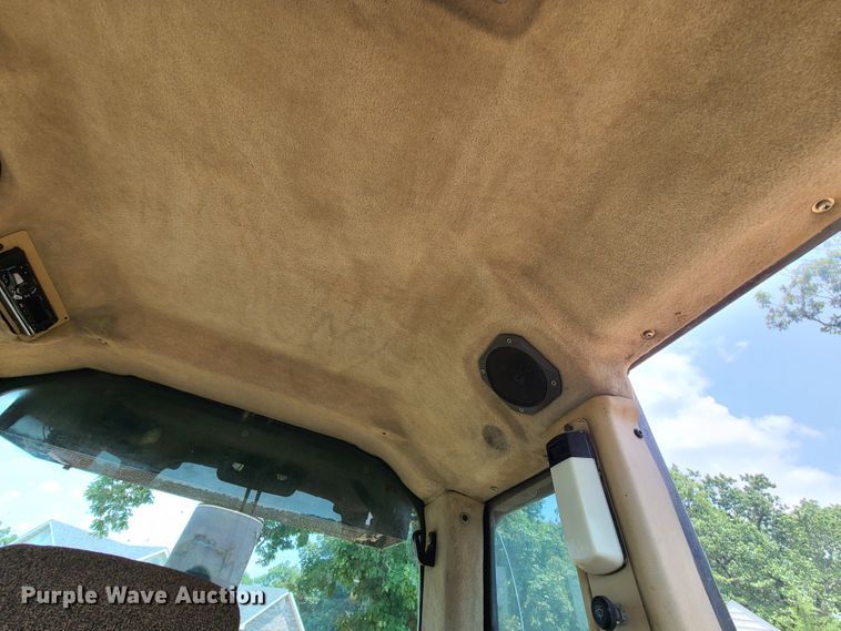 image for item IJ9049 1996 Caterpillar 953C  track loader