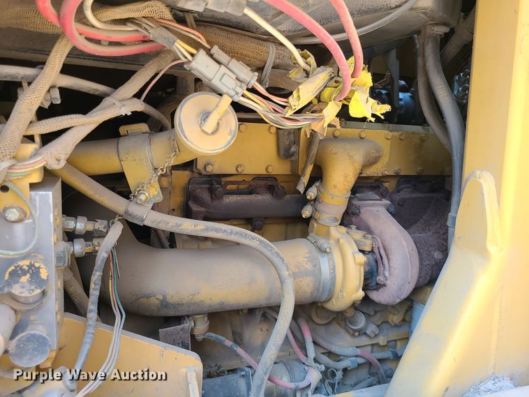 image for item IJ9049 1996 Caterpillar 953C  track loader