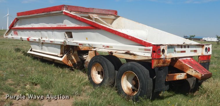 image for item IJ9411 1995 Load King  bottom dump trailer