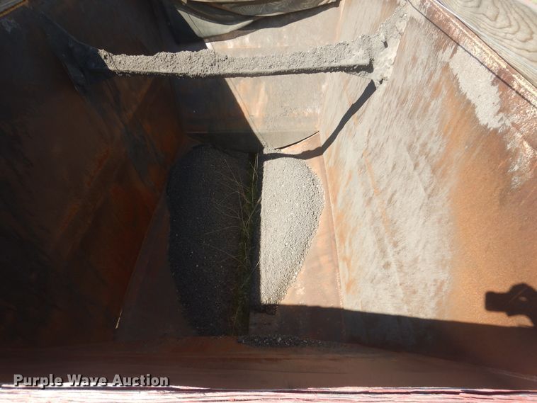 image for item IJ9411 1995 Load King  bottom dump trailer