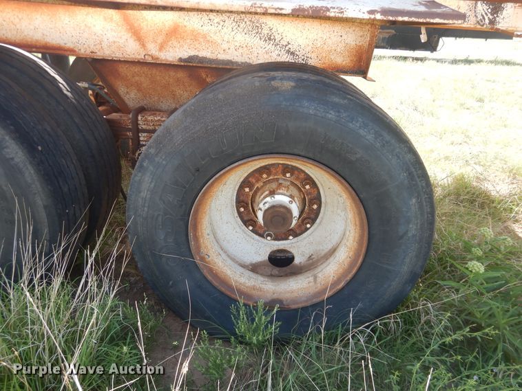 image for item IJ9411 1995 Load King  bottom dump trailer