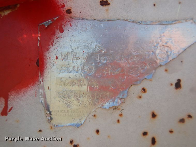 image for item IJ9411 1995 Load King  bottom dump trailer