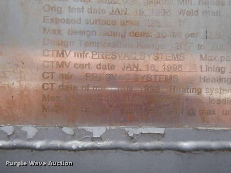 image for item IL9861 1998 Mack RD690S  vacuum truck