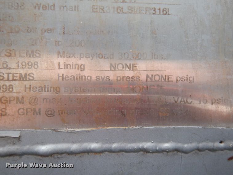 image for item IL9861 1998 Mack RD690S  vacuum truck