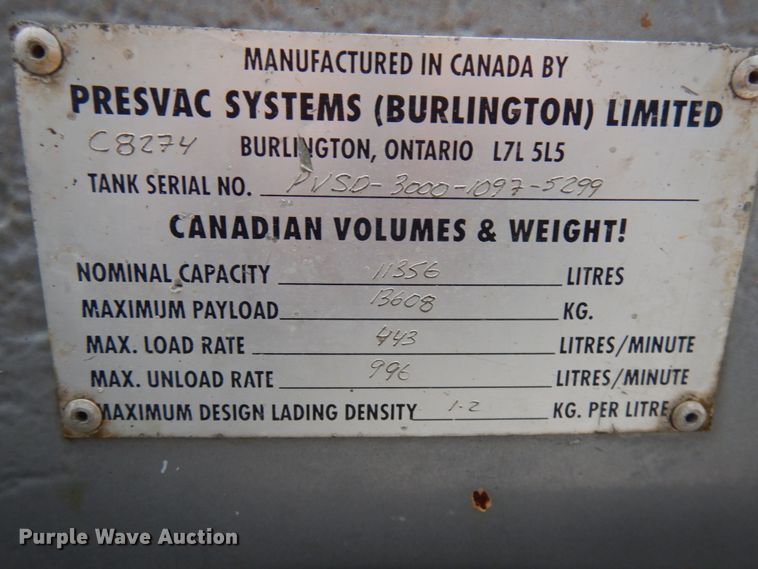 image for item IL9861 1998 Mack RD690S  vacuum truck