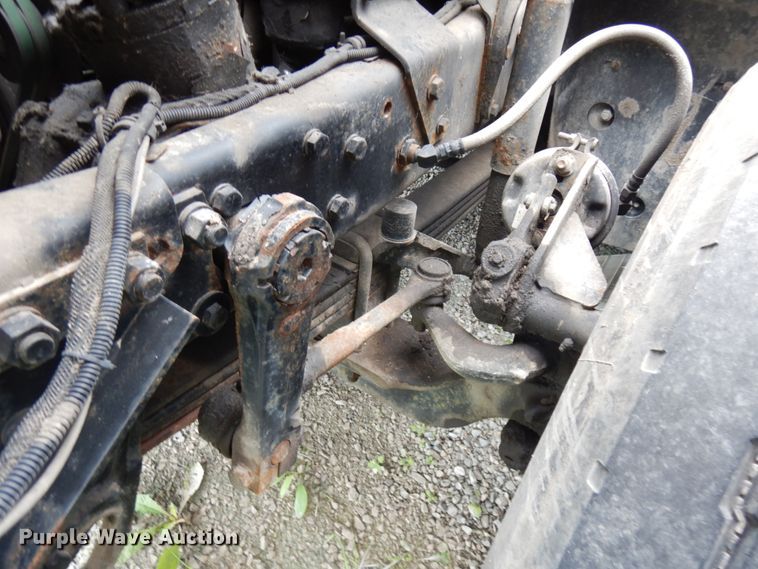 image for item IL9861 1998 Mack RD690S  vacuum truck