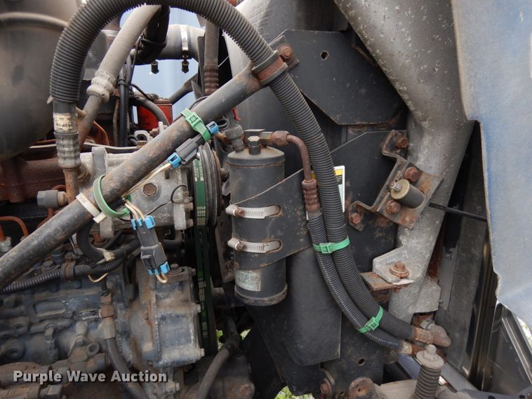 image for item IL9861 1998 Mack RD690S  vacuum truck