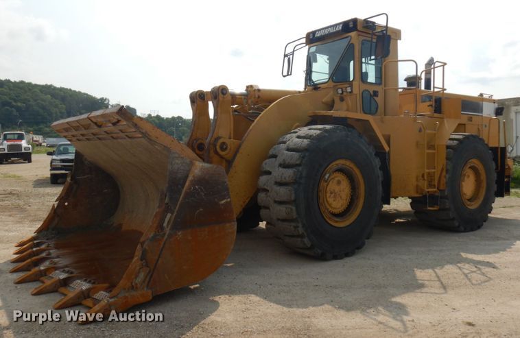 image for item IL9891 1999 Caterpillar 988F  wheel loader