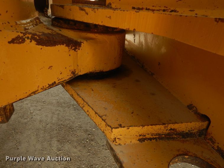 image for item IL9891 1999 Caterpillar 988F  wheel loader