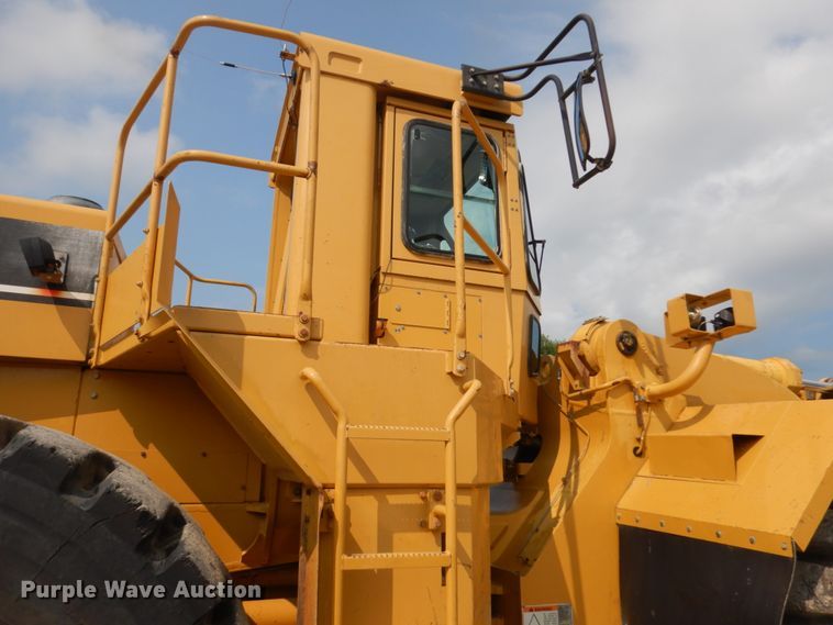 image for item IL9891 1999 Caterpillar 988F  wheel loader