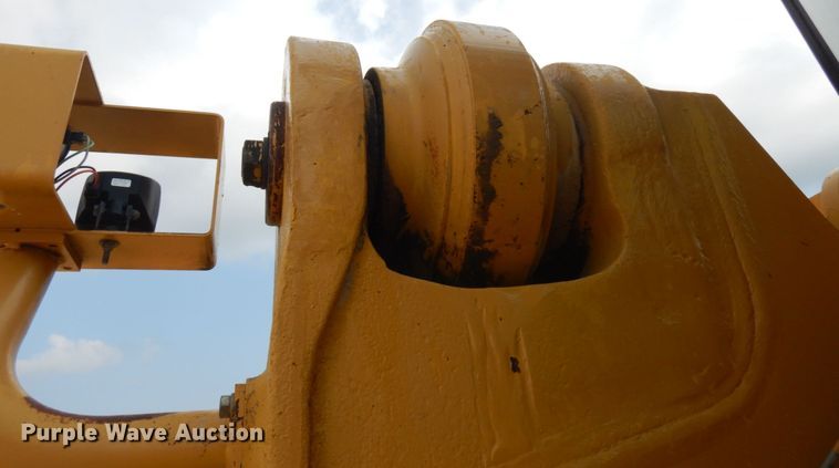 image for item IL9891 1999 Caterpillar 988F  wheel loader