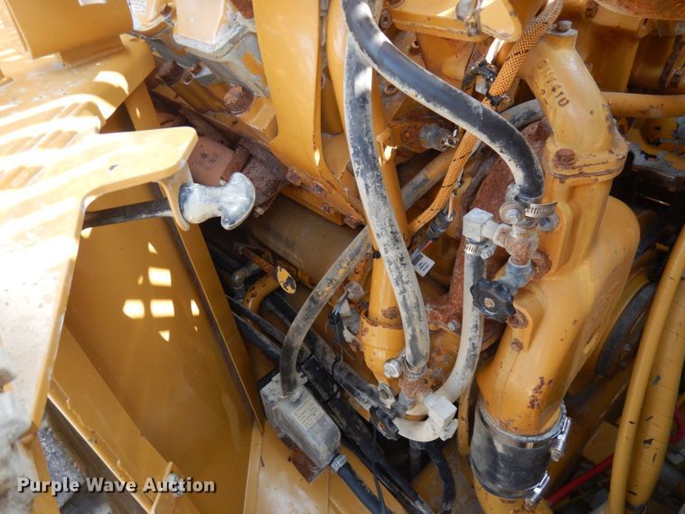 image for item IL9891 1999 Caterpillar 988F  wheel loader