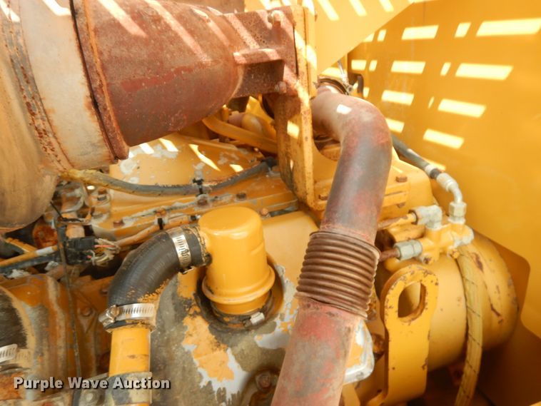 image for item IL9891 1999 Caterpillar 988F  wheel loader