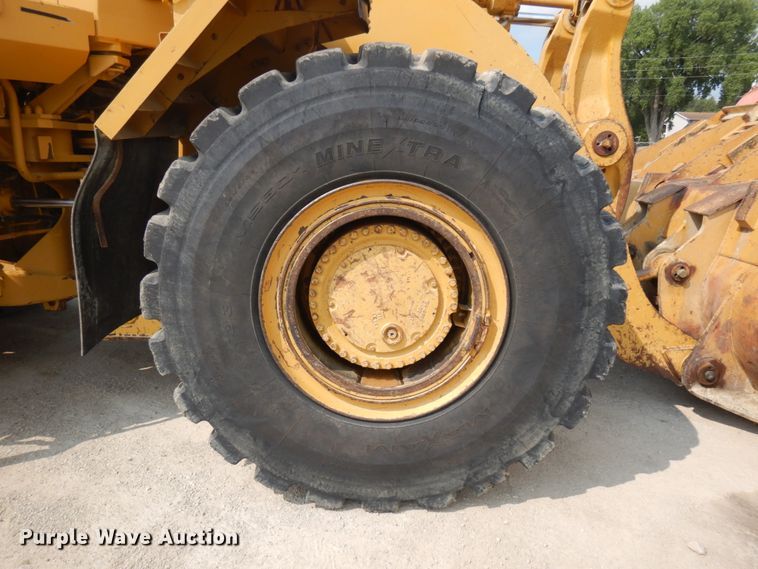 image for item IL9891 1999 Caterpillar 988F  wheel loader