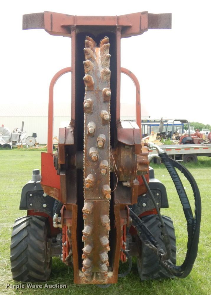 image for item IL9916 2004 Ditch Witch RT55  rock saw