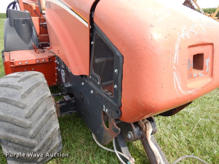 image for item IL9916 2004 Ditch Witch RT55  rock saw