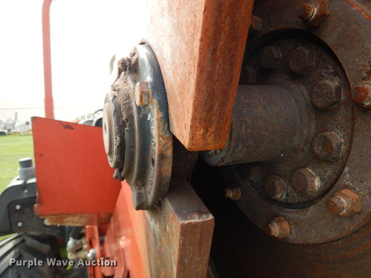 image for item IL9916 2004 Ditch Witch RT55  rock saw