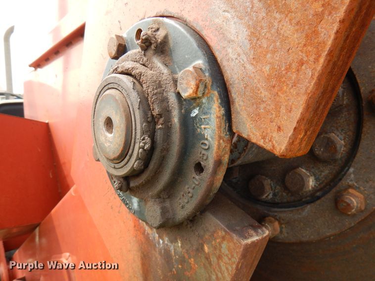 image for item IL9916 2004 Ditch Witch RT55  rock saw