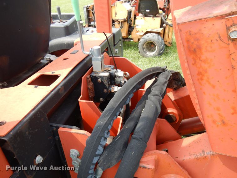 image for item IL9916 2004 Ditch Witch RT55  rock saw