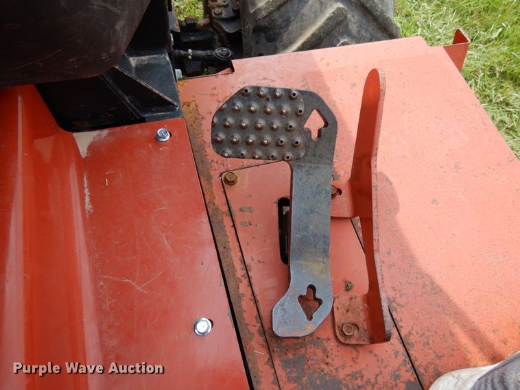 image for item IL9916 2004 Ditch Witch RT55  rock saw