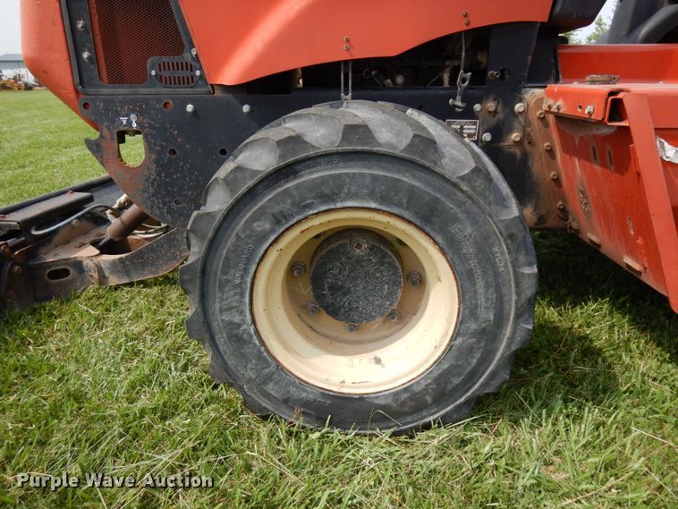 image for item IL9916 2004 Ditch Witch RT55  rock saw