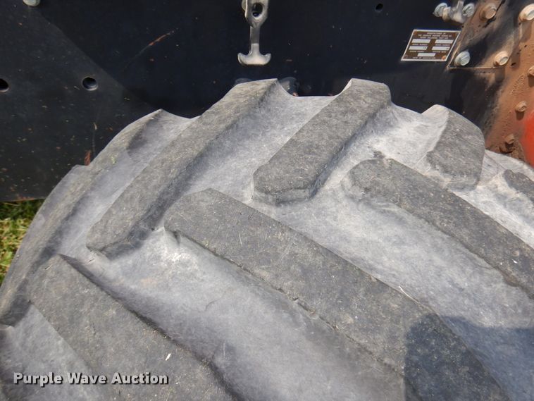 image for item IL9916 2004 Ditch Witch RT55  rock saw