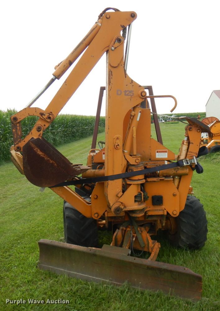 image for item IL9918 1993 Case 560  trencher