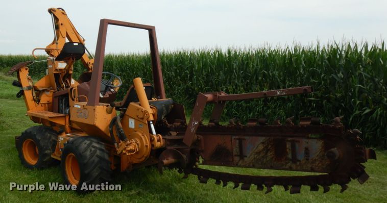 image for item IL9918 1993 Case 560  trencher