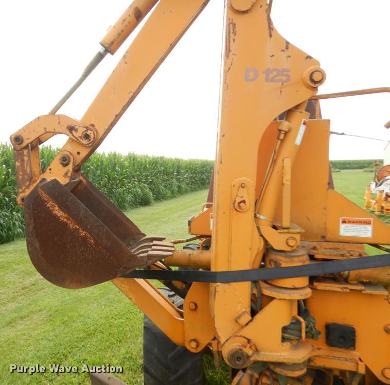 image for item IL9918 1993 Case 560  trencher