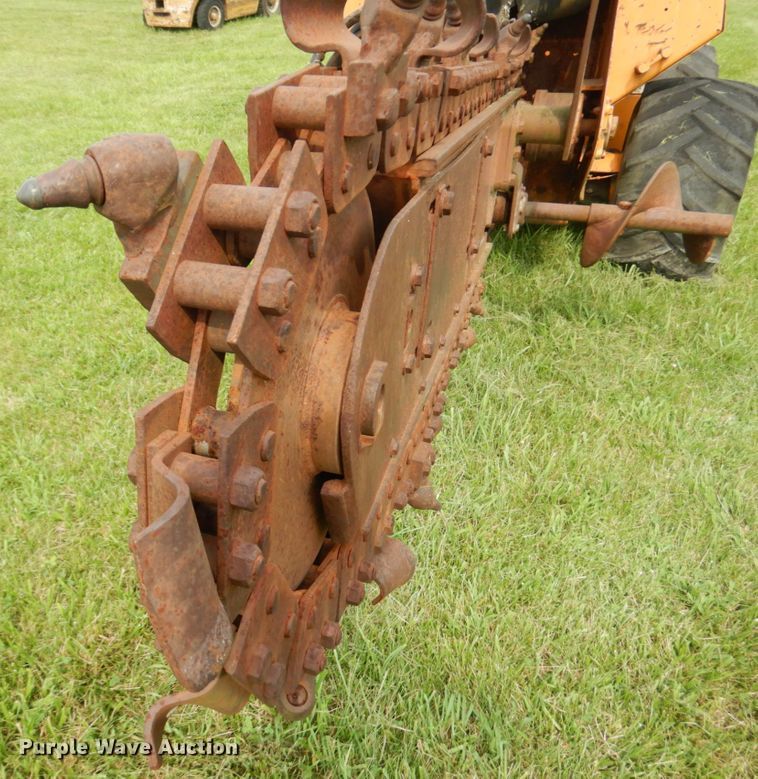 image for item IL9918 1993 Case 560  trencher