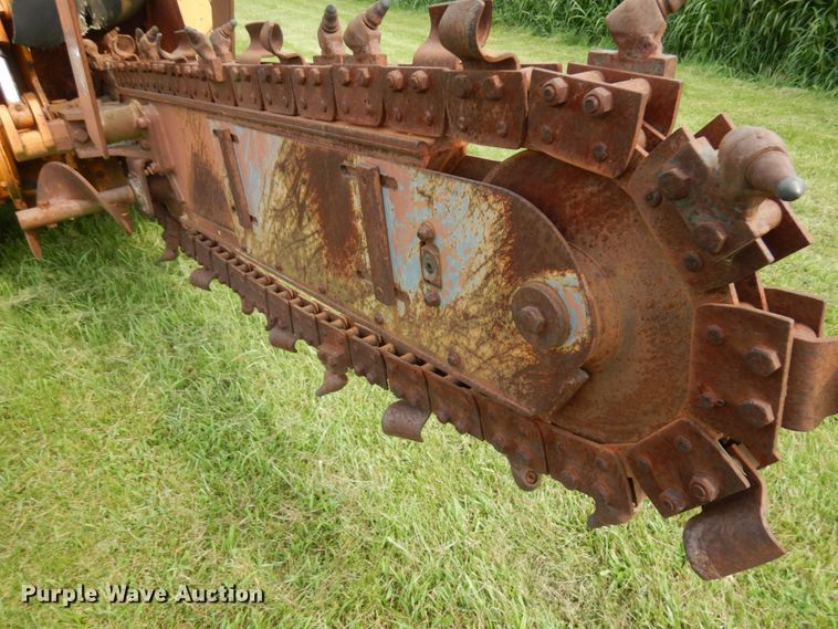 image for item IL9918 1993 Case 560  trencher