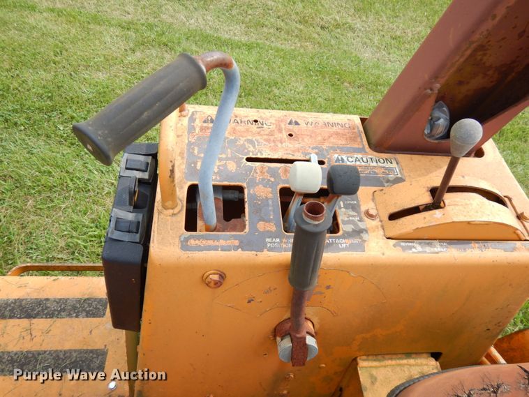 image for item IL9918 1993 Case 560  trencher