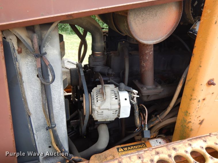 image for item IL9918 1993 Case 560  trencher