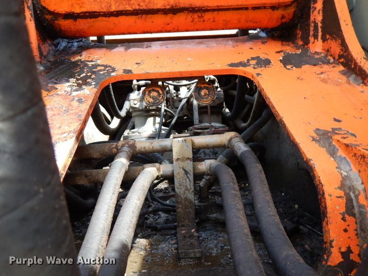 image for item IL9924 1996 Hitachi EX400LC-3  excavator