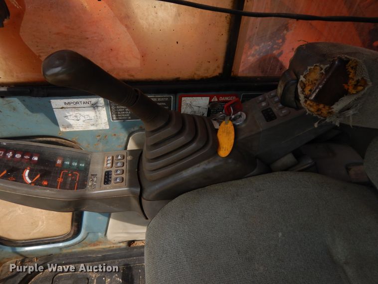 image for item IL9924 1996 Hitachi EX400LC-3  excavator