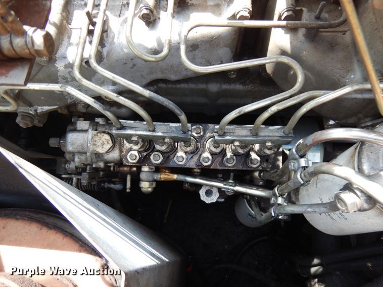 image for item IL9924 1996 Hitachi EX400LC-3  excavator