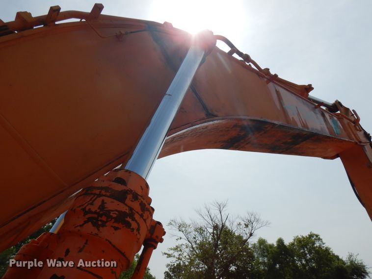 image for item IL9924 1996 Hitachi EX400LC-3  excavator