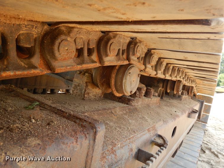 image for item IL9924 1996 Hitachi EX400LC-3  excavator