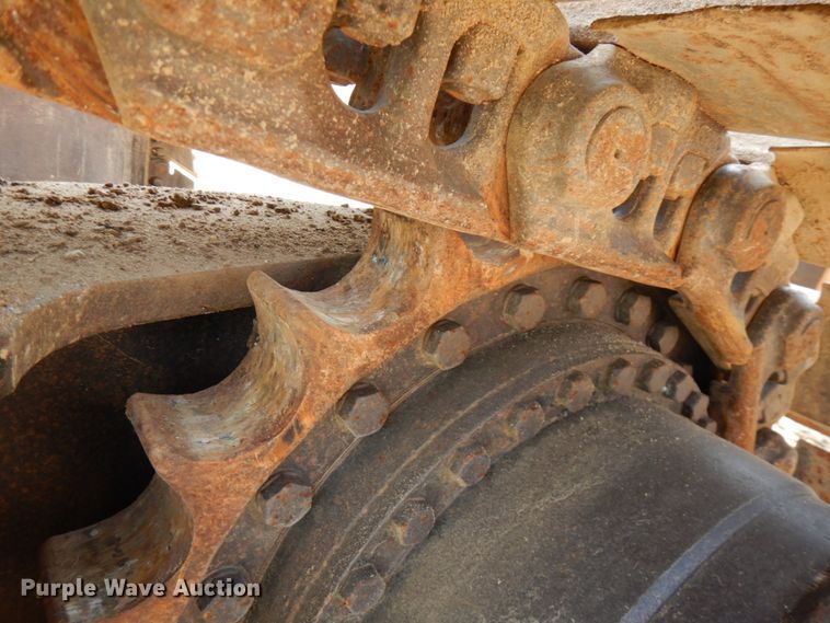 image for item IL9924 1996 Hitachi EX400LC-3  excavator