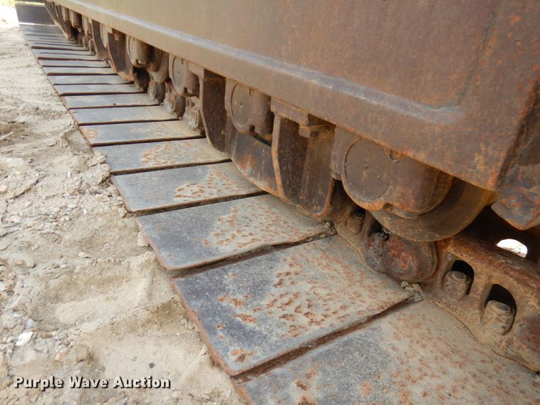 image for item IL9924 1996 Hitachi EX400LC-3  excavator