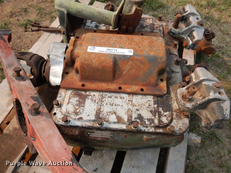 image for item IN9774 Spicer 1241-D  transmission