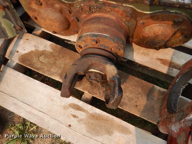 image for item IN9774 Spicer 1241-D  transmission