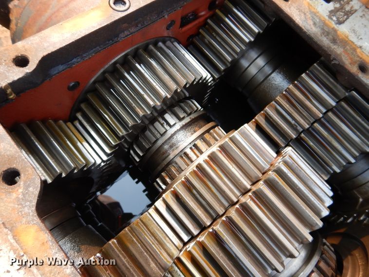 image for item IN9774 Spicer 1241-D  transmission