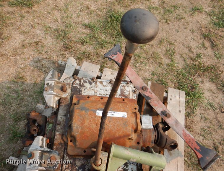 image for item IN9774 Spicer 1241-D  transmission