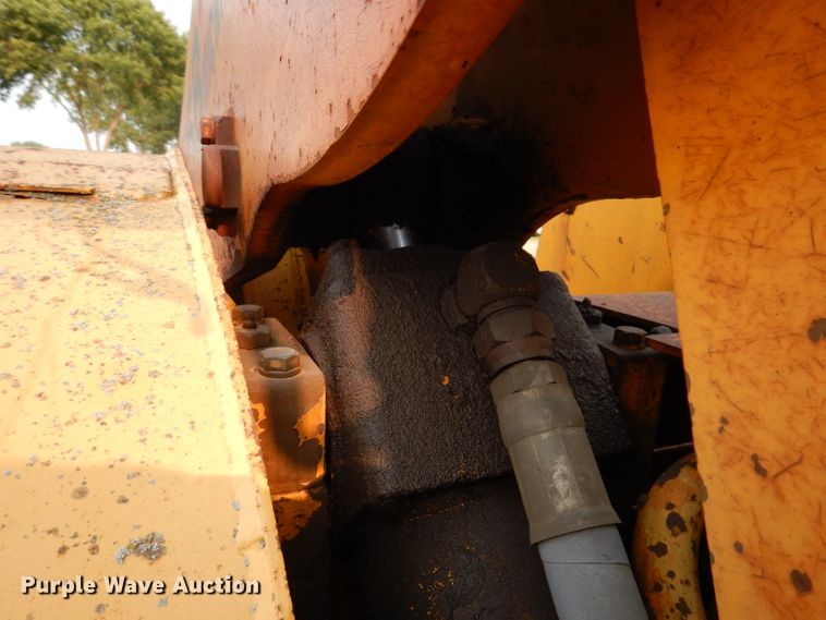 image for item IN9775 Clark-Michigan 75B  wheel loader