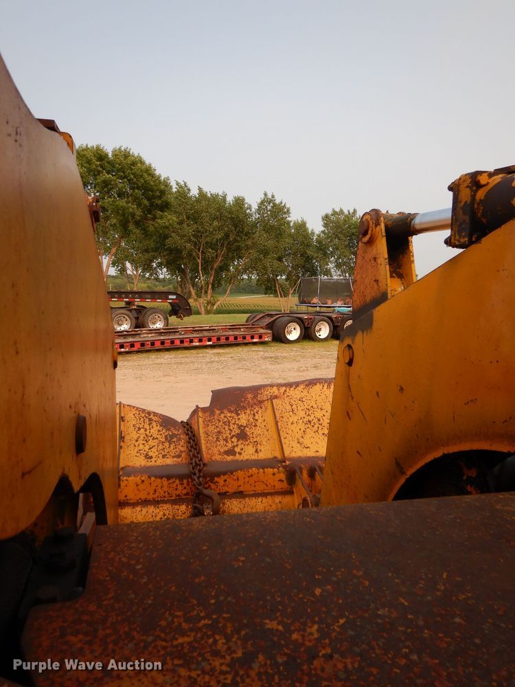 image for item IN9775 Clark-Michigan 75B  wheel loader
