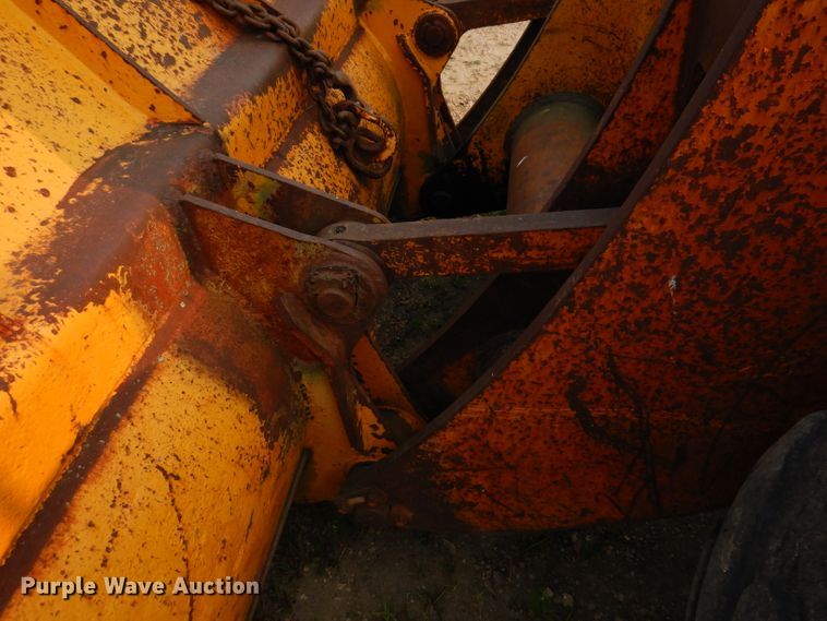 image for item IN9775 Clark-Michigan 75B  wheel loader